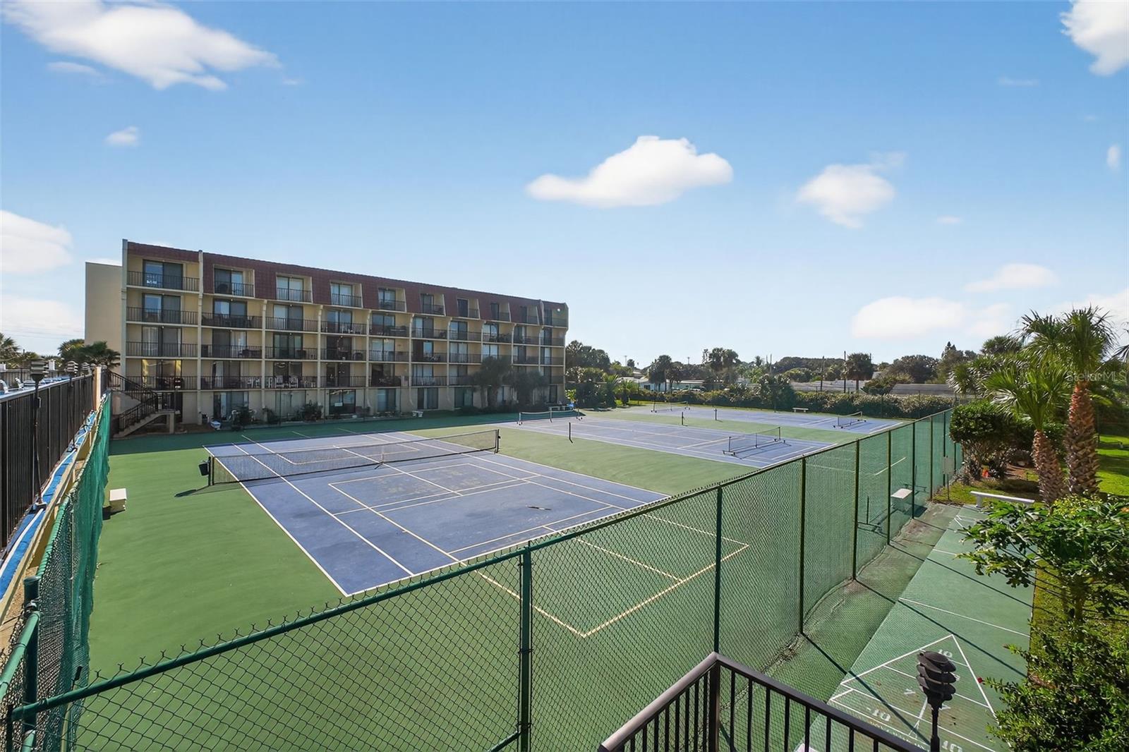 Image 40 of 51 For 1437 Atlantic Avenue 105