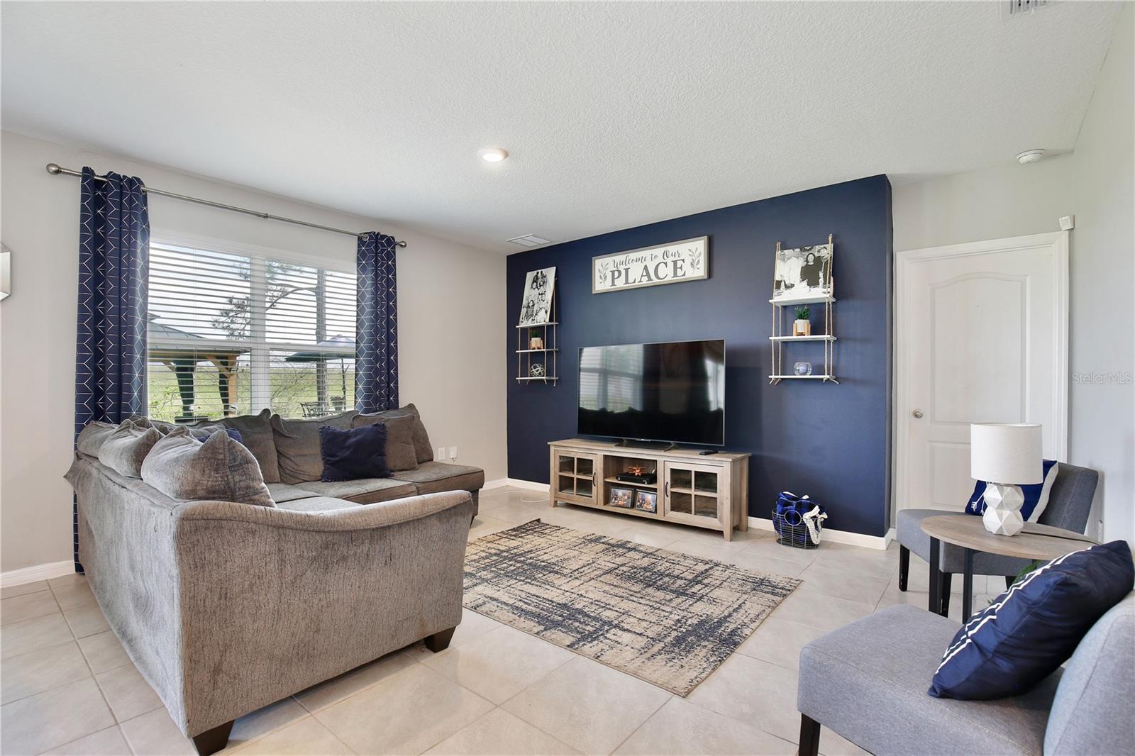 Image 14 of 54 For 411 Lazio Circle