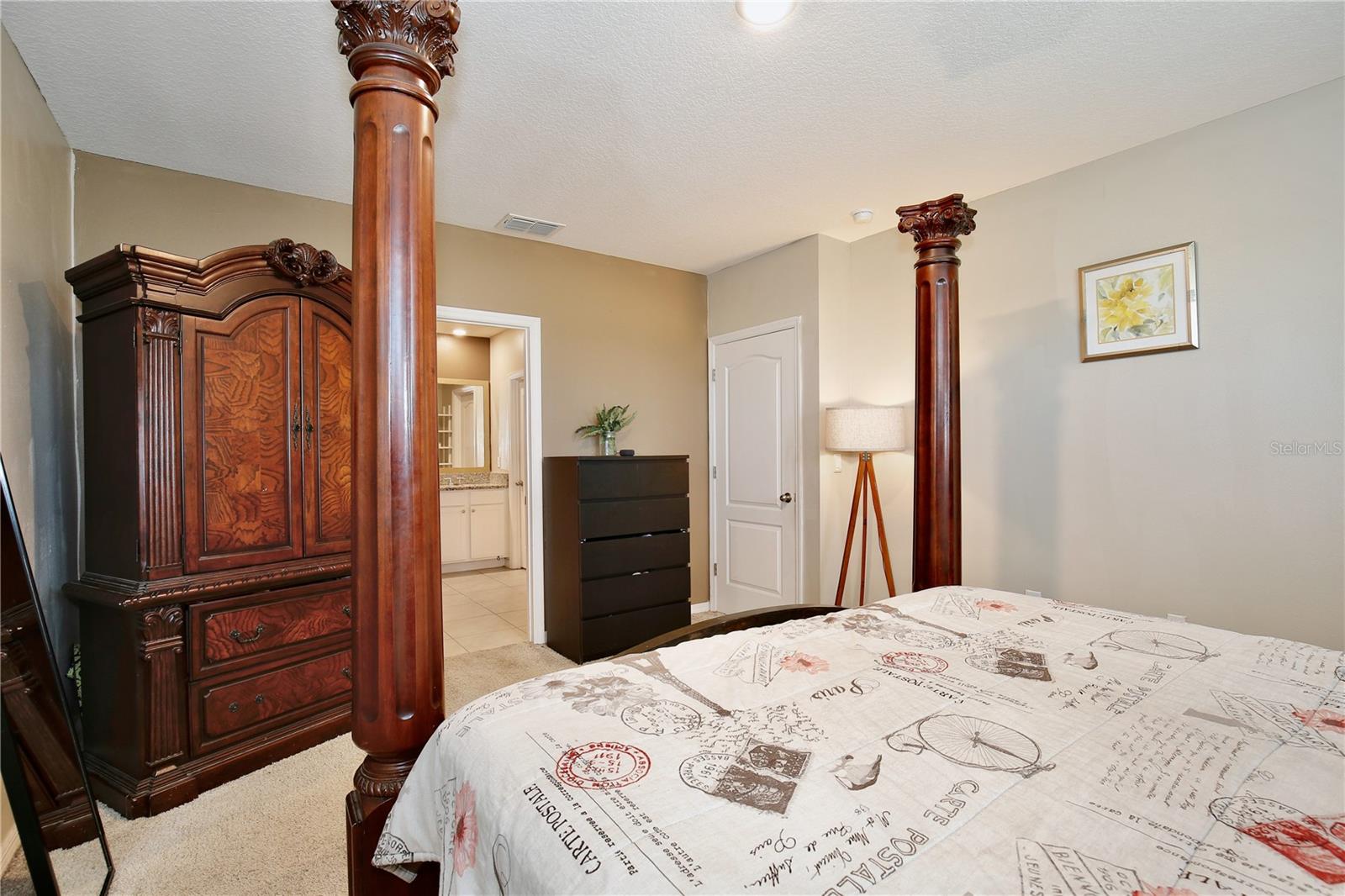 Image 17 of 54 For 411 Lazio Circle