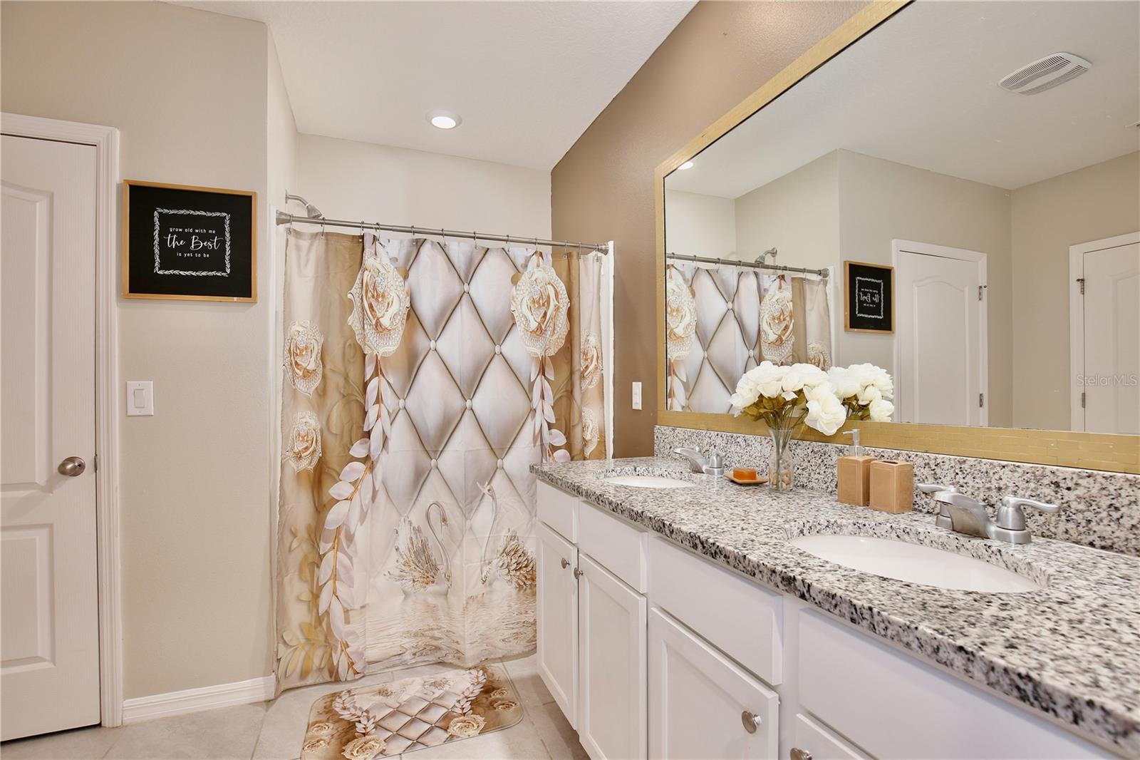 Image 19 of 54 For 411 Lazio Circle