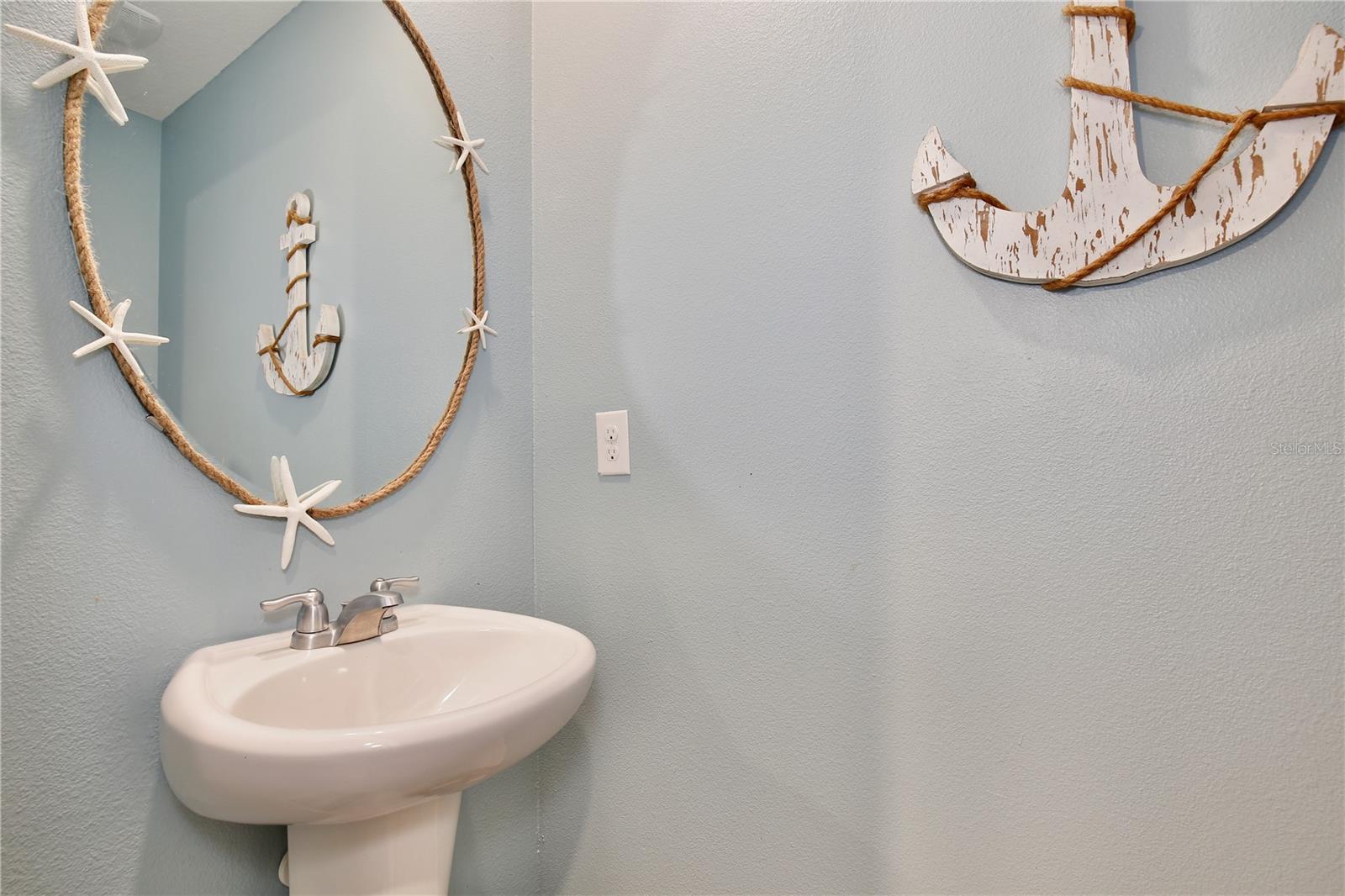 Image 20 of 54 For 411 Lazio Circle