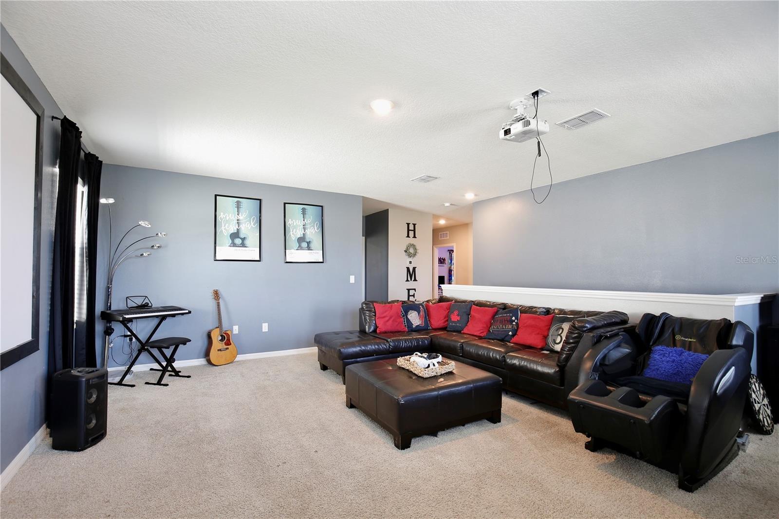 Image 24 of 54 For 411 Lazio Circle