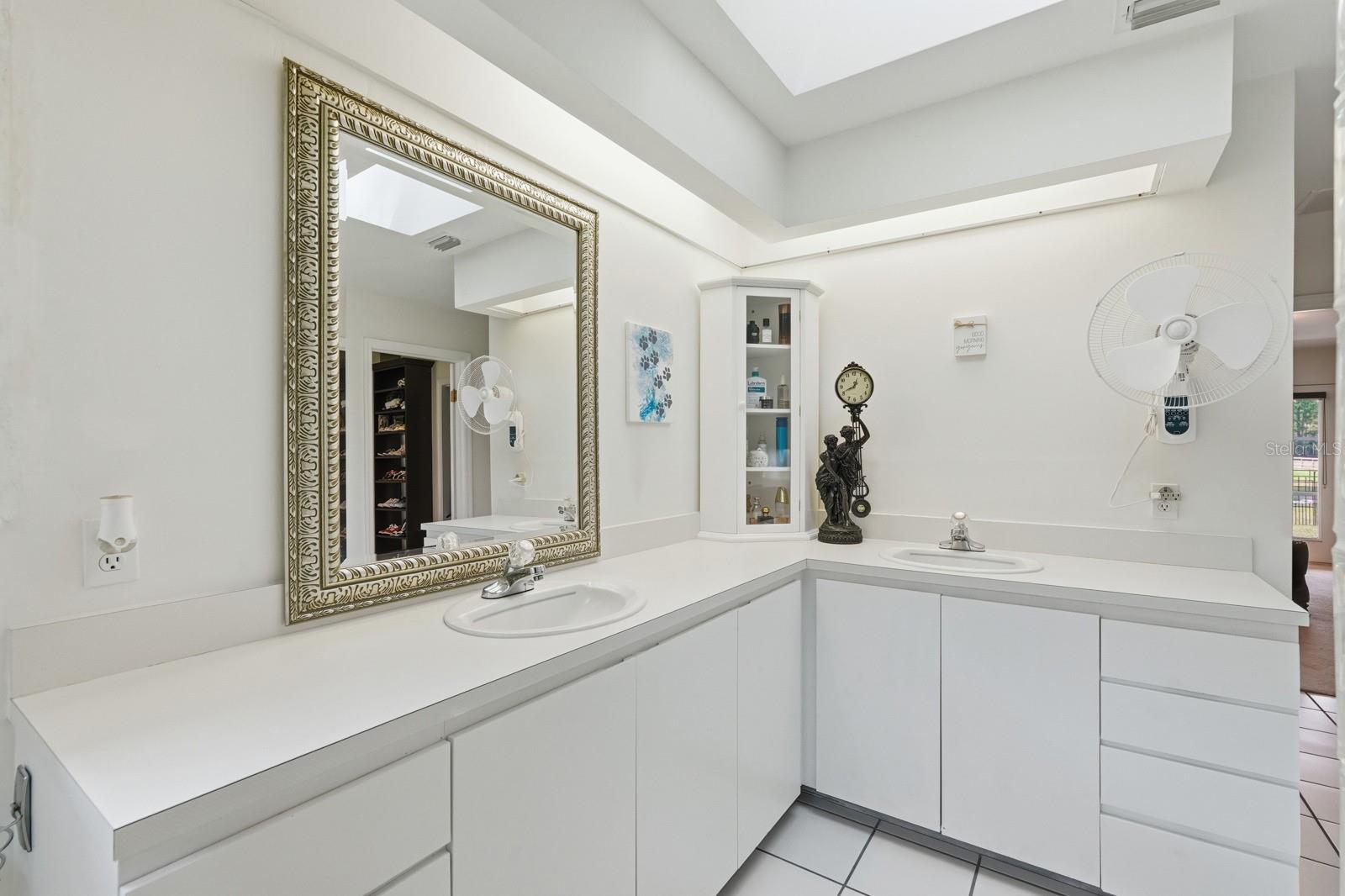 Image 13 of 75 For 460 Spring Forest Drive