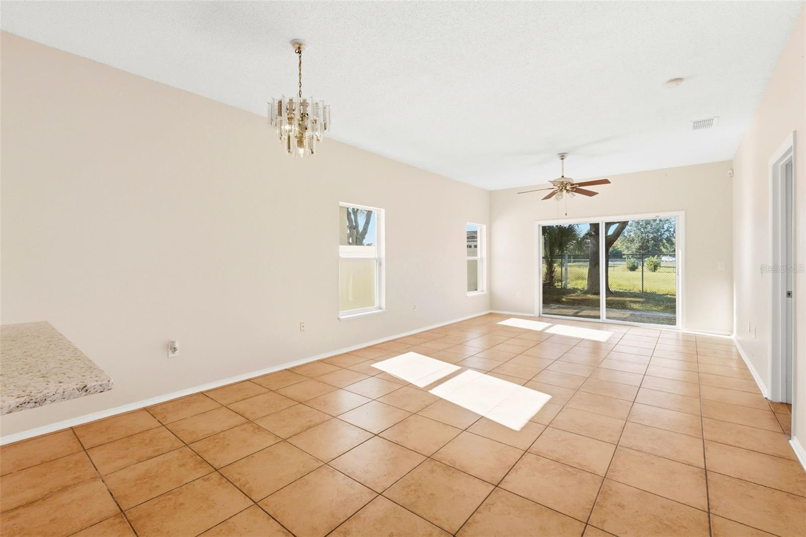 Image 7 of 36 For 1362 Ivy Meadow Drive