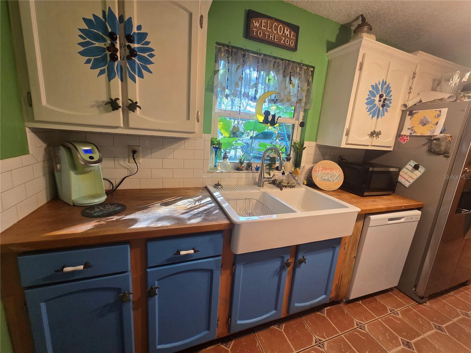 Image 14 of 86 For 940 Minnesota Avenue