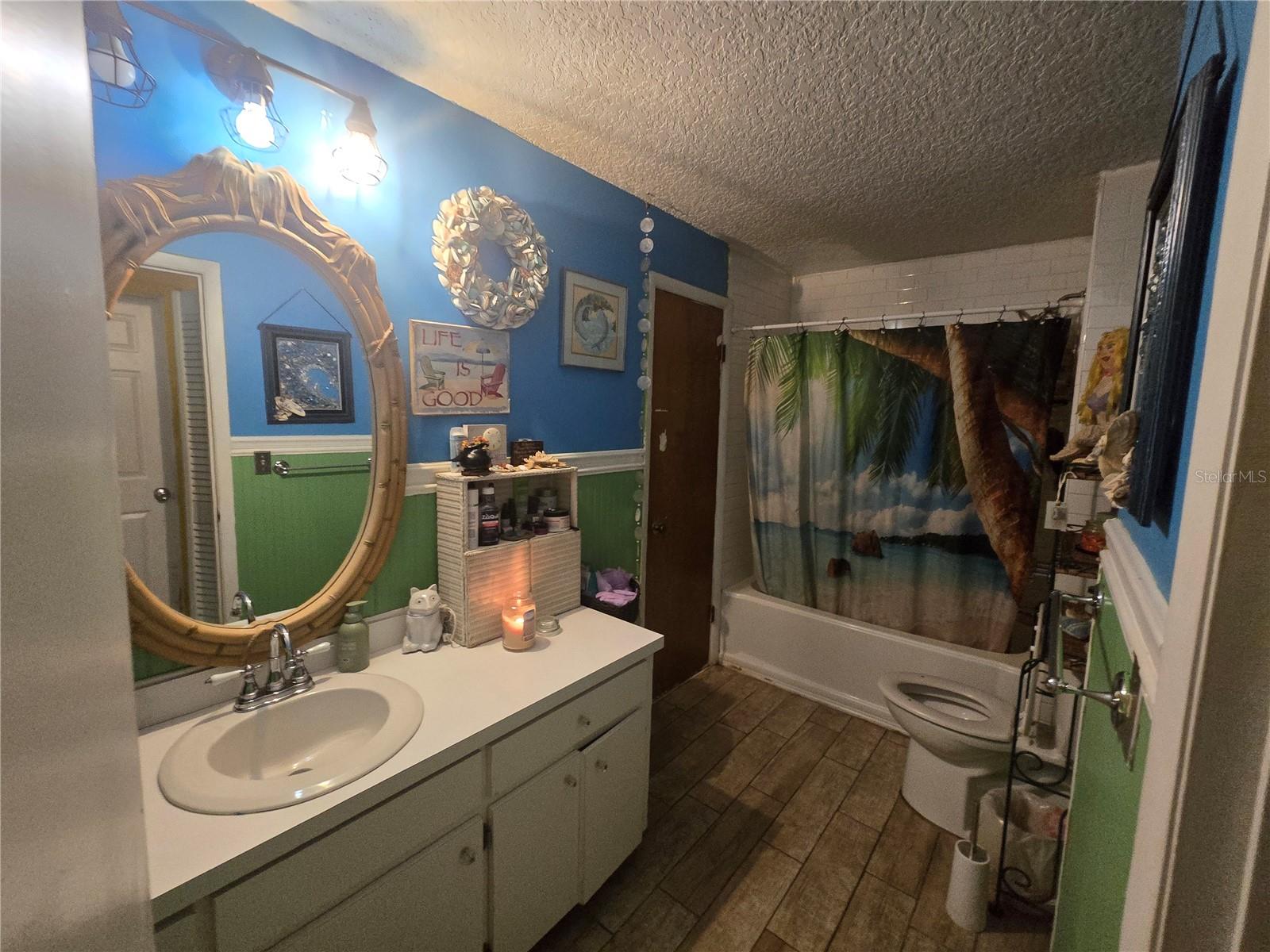 Image 23 of 86 For 940 Minnesota Avenue