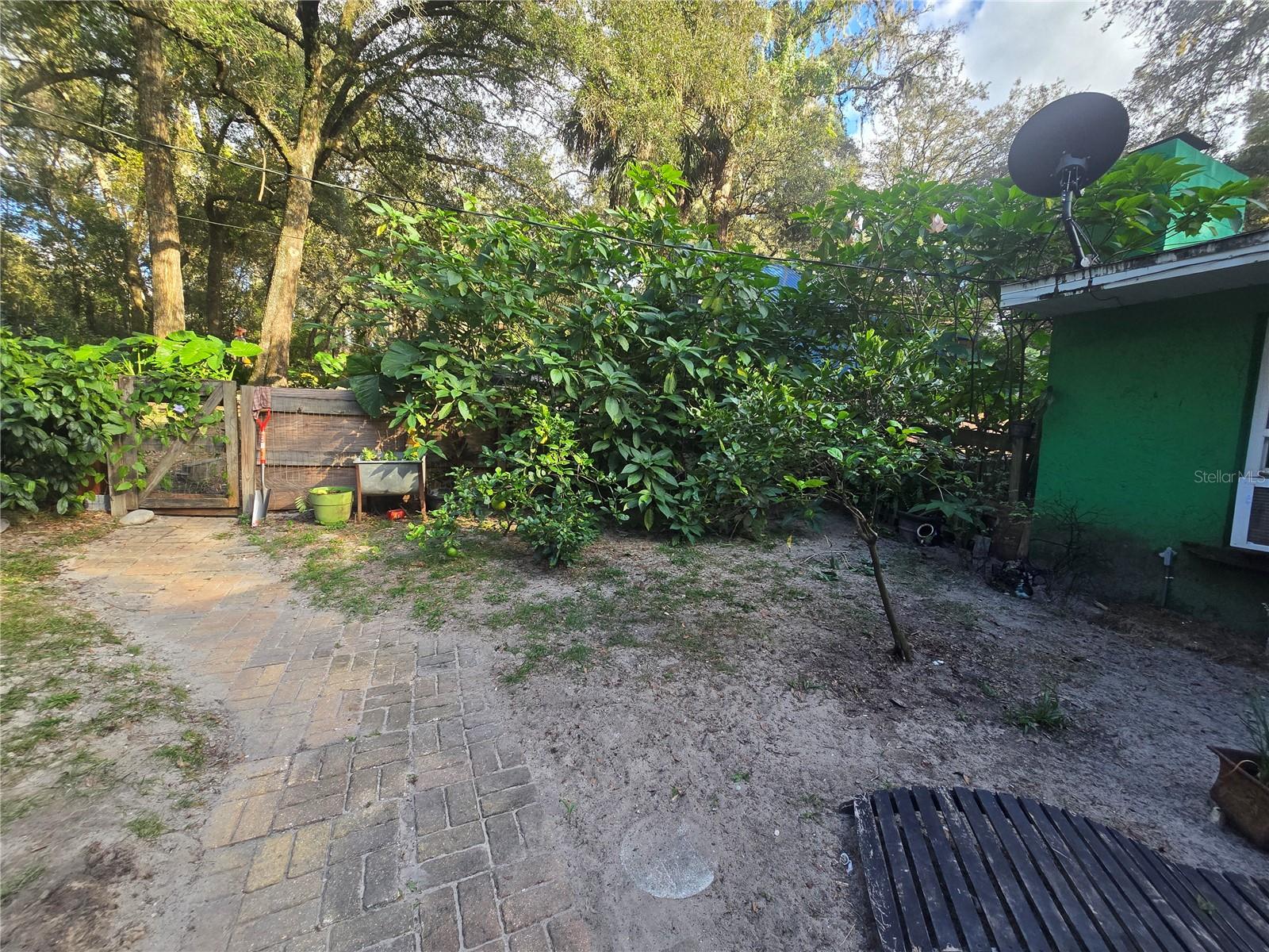 Image 75 of 86 For 940 Minnesota Avenue