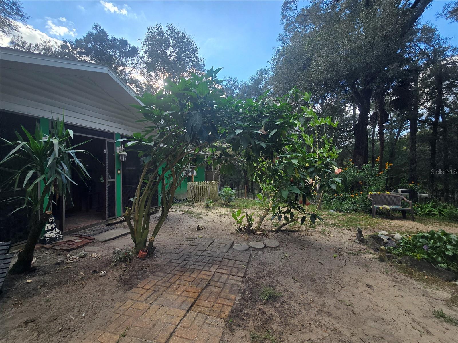 Image 9 of 86 For 940 Minnesota Avenue