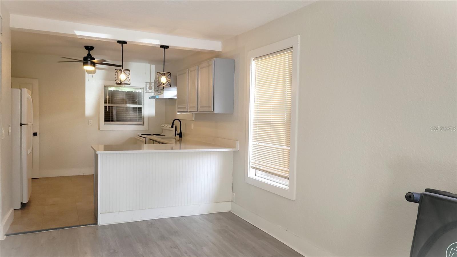 Image 3 of 14 For 139 Stone St