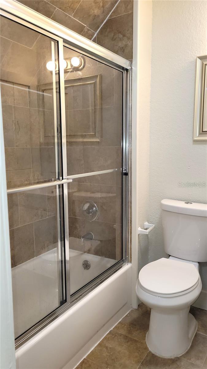 Image 8 of 14 For 139 Stone St