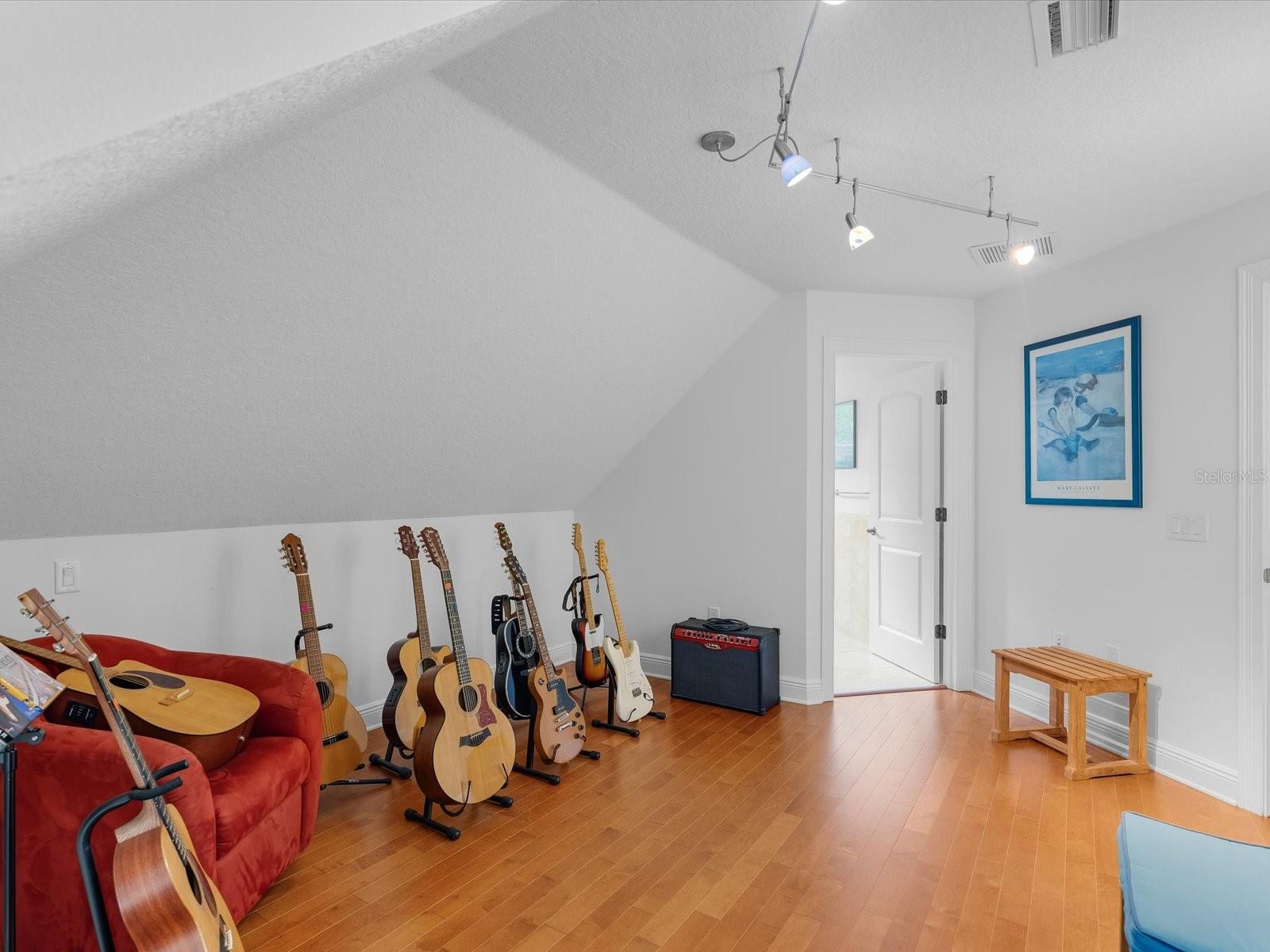 Image 45 of 99 For 110 Ocean Way Drive