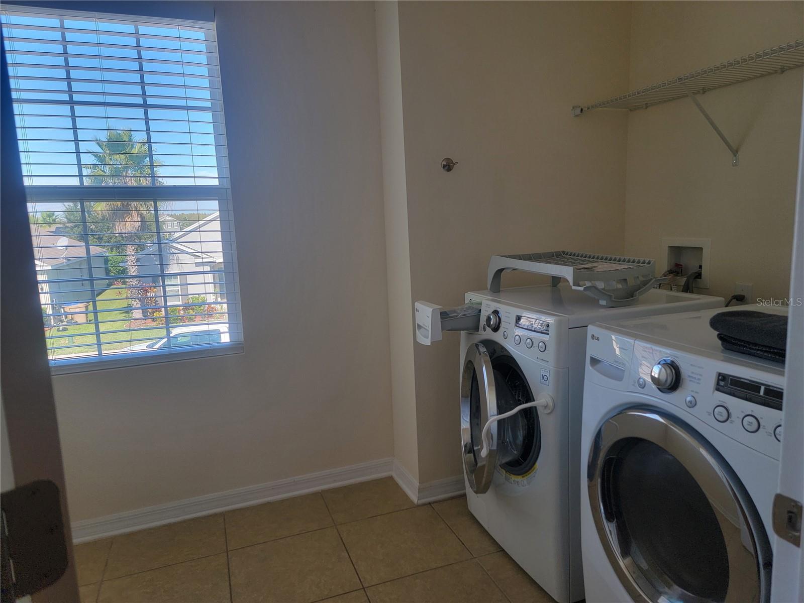 Image 27 of 83 For 2527 Tanner Terrace