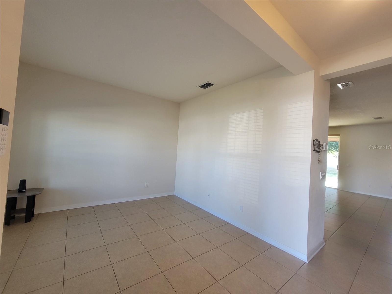 Image 40 of 83 For 2527 Tanner Terrace