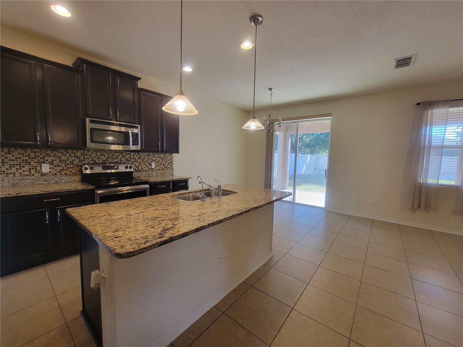 Image 62 of 83 For 2527 Tanner Terrace