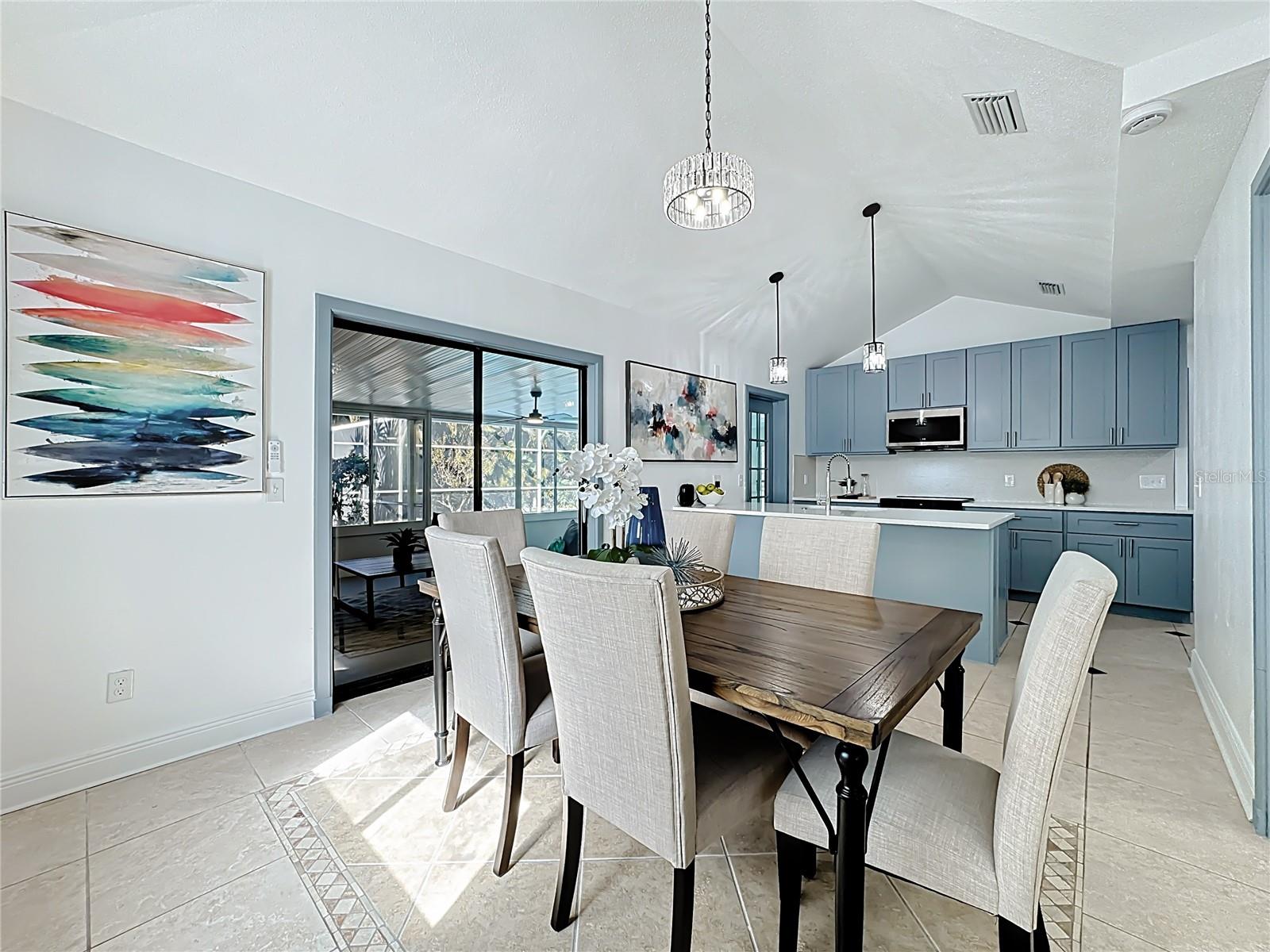 Image 4 of 79 For 506 Oakland Ter