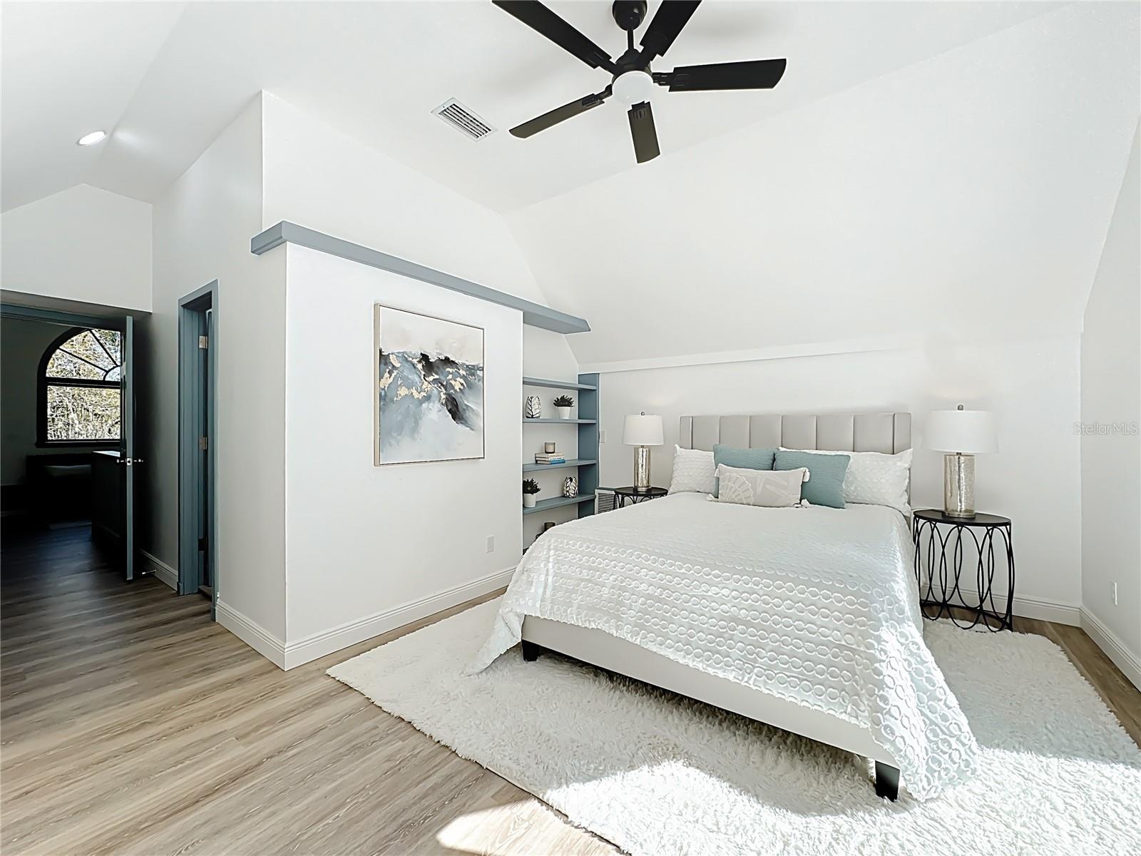 Image 43 of 79 For 506 Oakland Ter