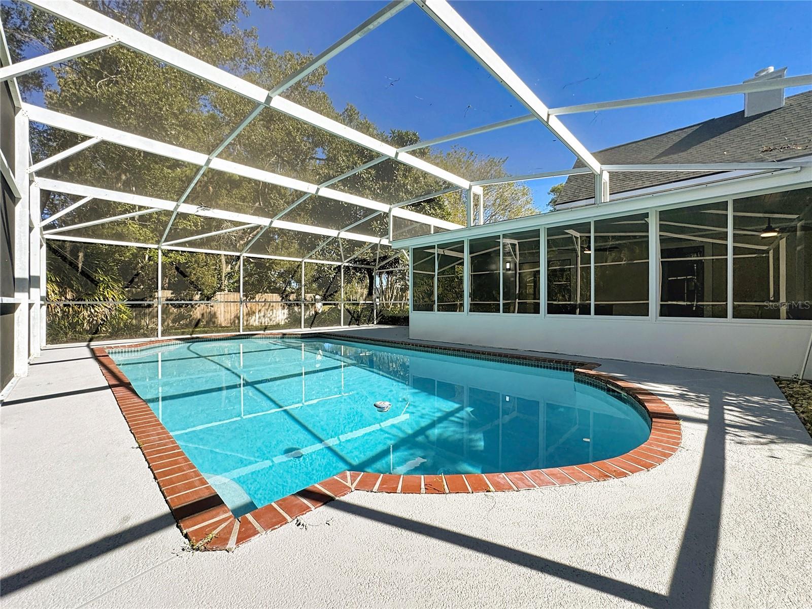 Image 52 of 79 For 506 Oakland Ter