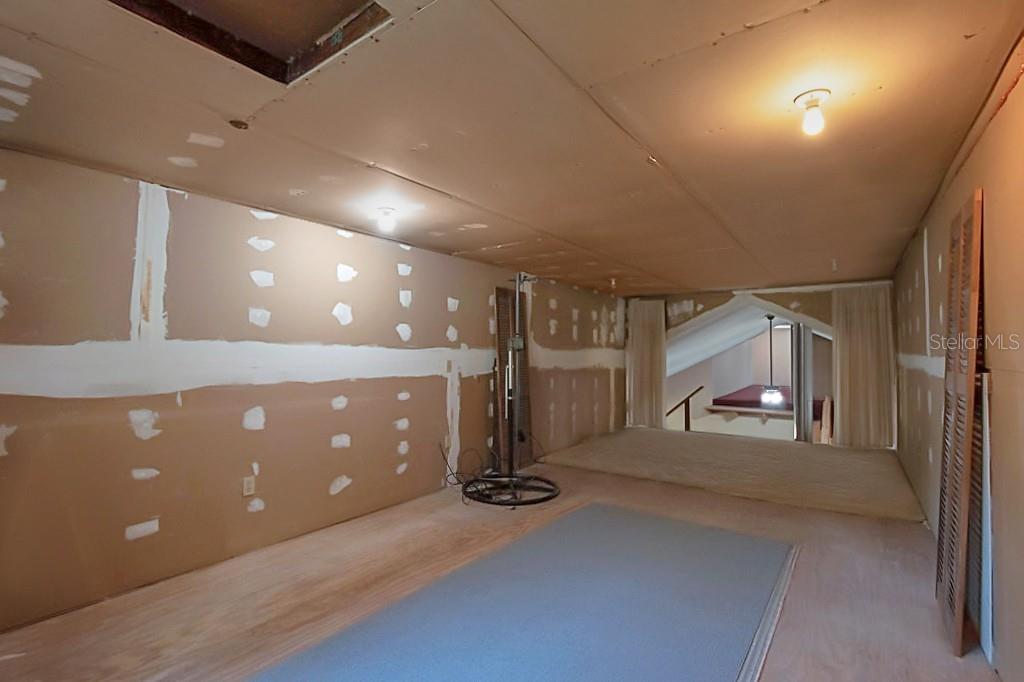 Image 10 of 17 For 163 Orange Avenue