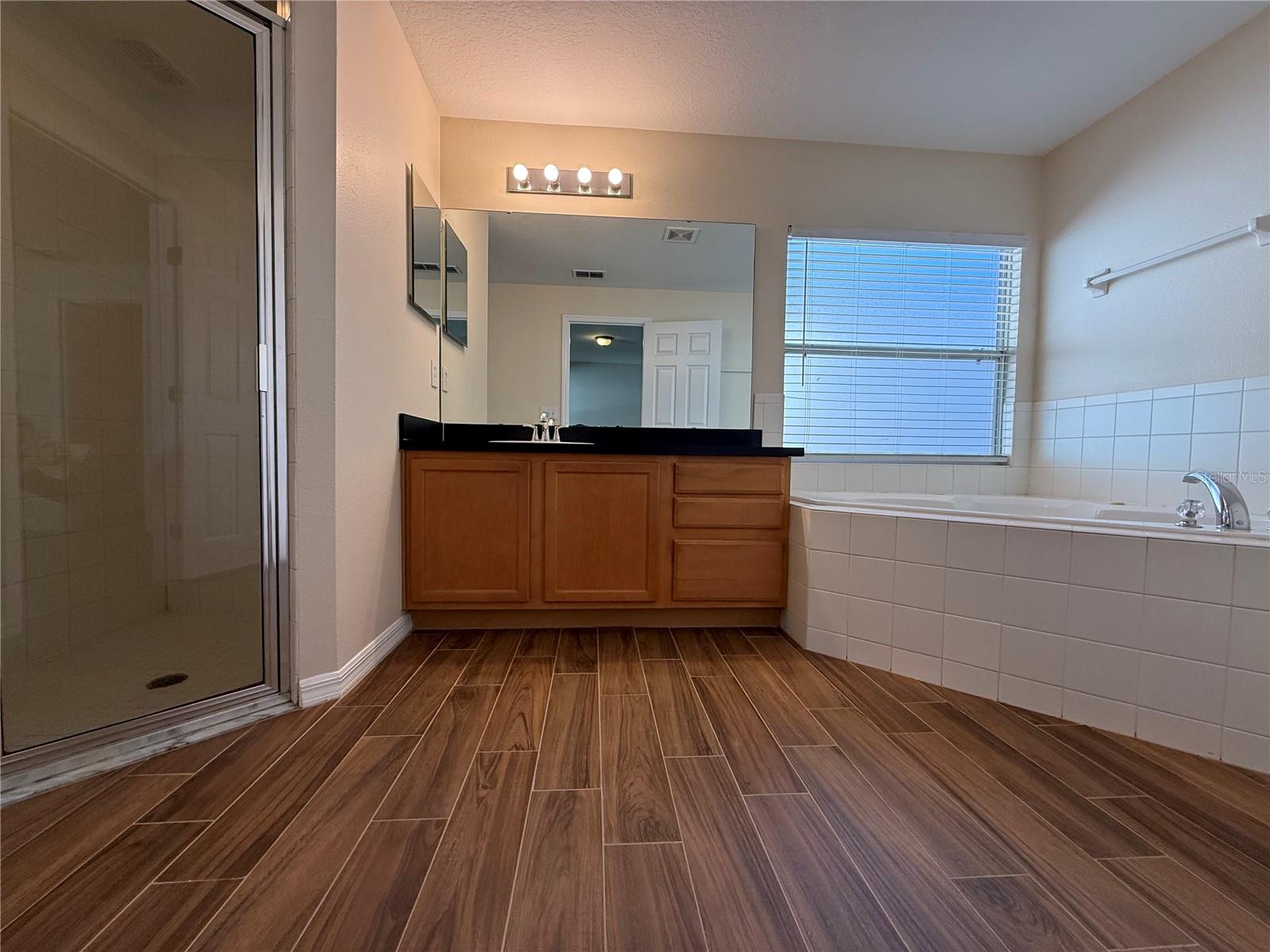 Image 21 of 33 For 517 Swan Range Road