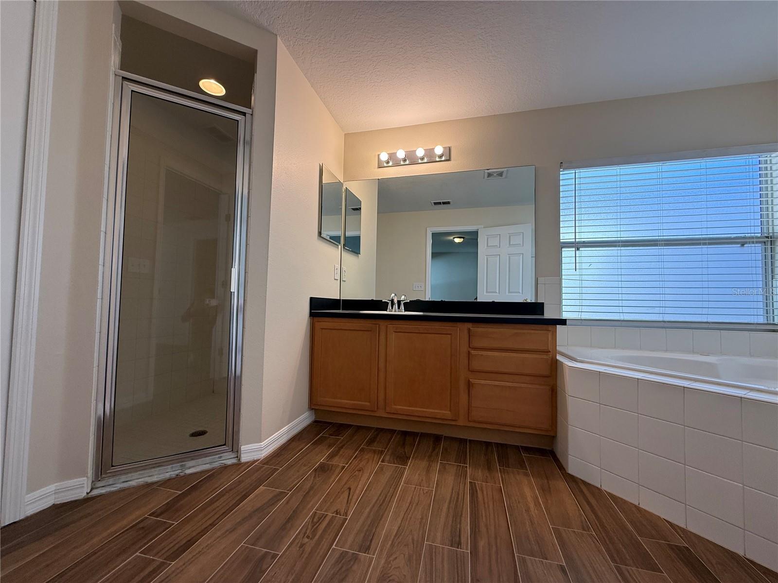 Image 22 of 33 For 517 Swan Range Road