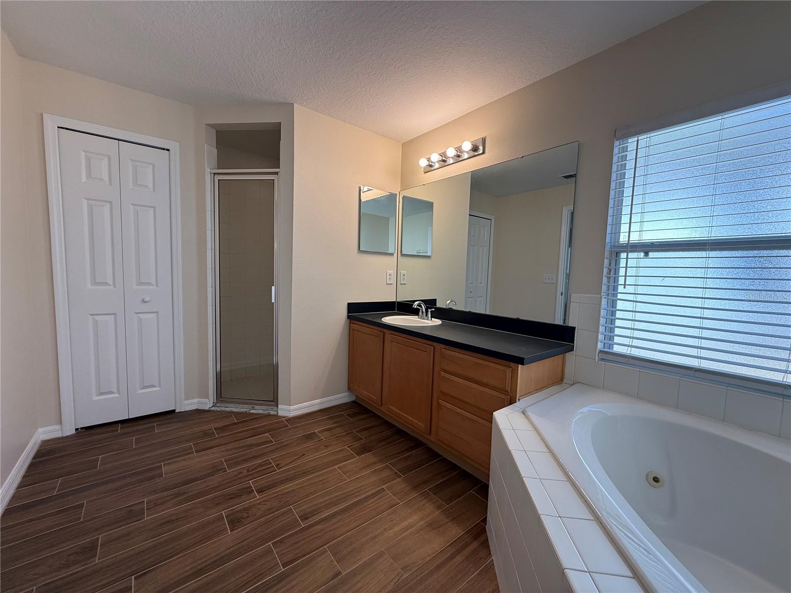 Image 24 of 33 For 517 Swan Range Road