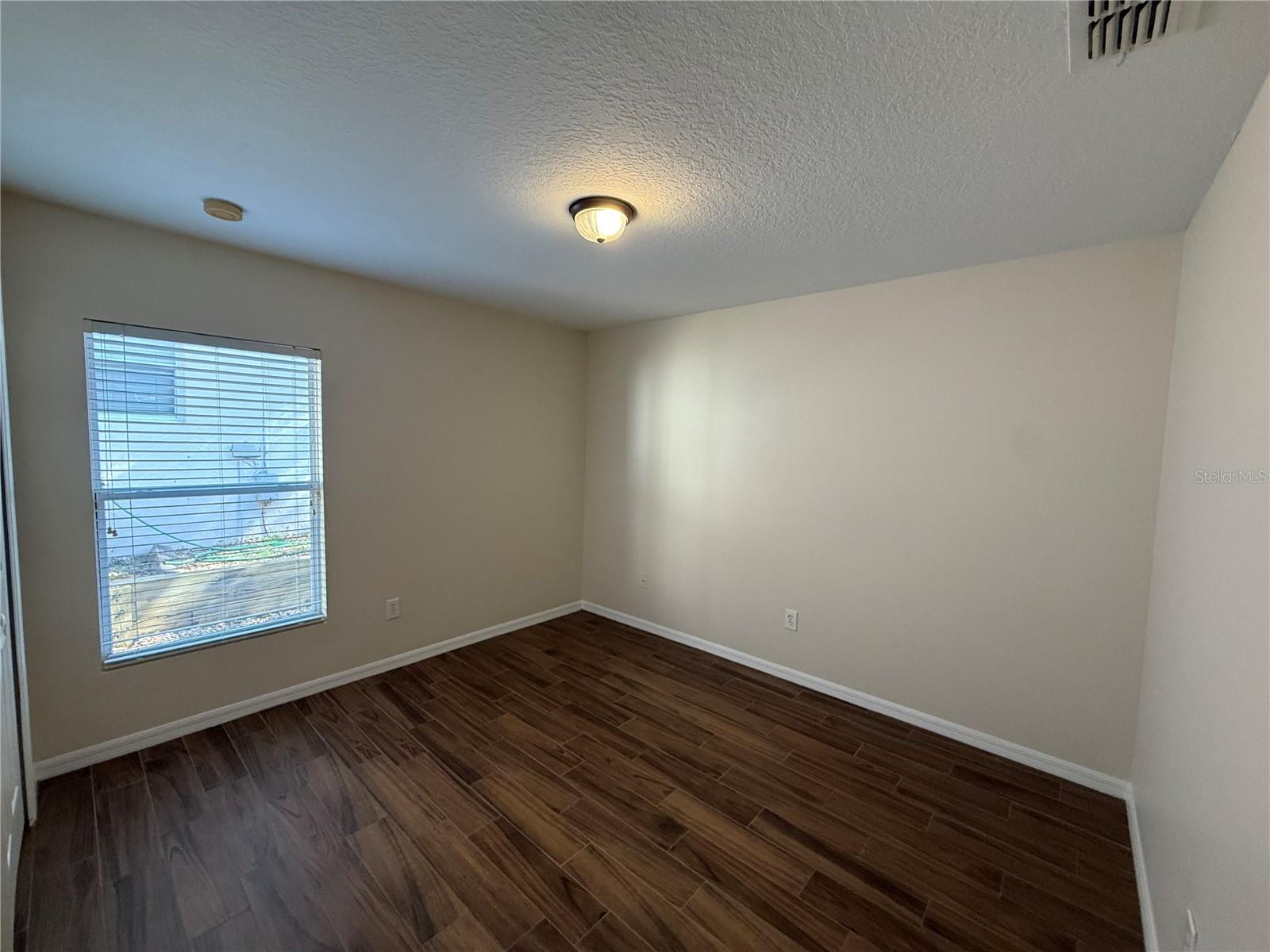 Image 28 of 33 For 517 Swan Range Road