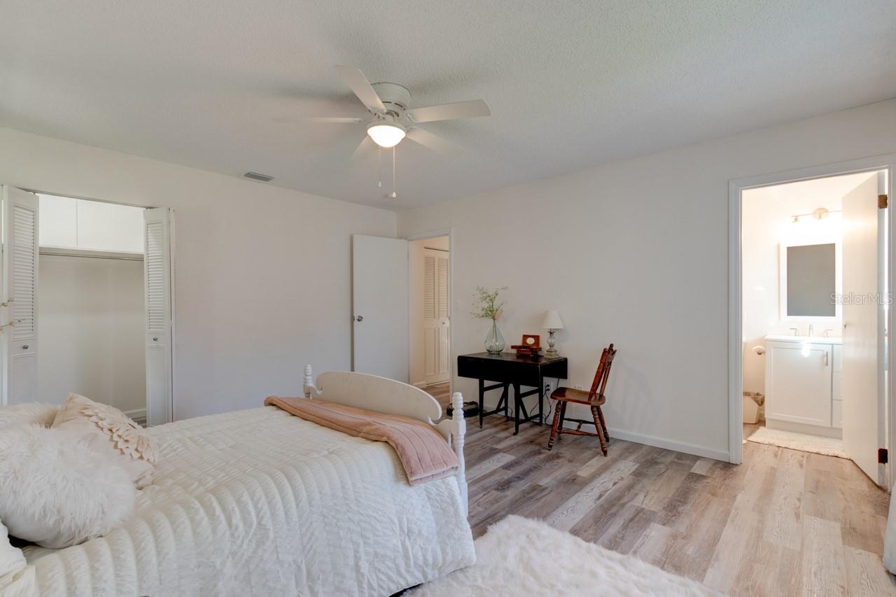 Image 19 of 21 For 9 Par Drive 