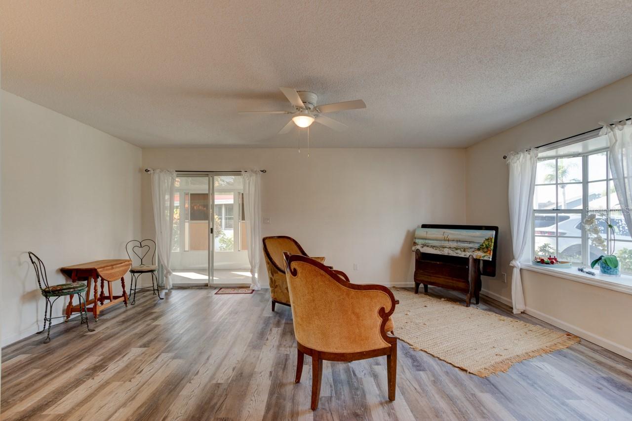 Image 8 of 21 For 9 Par Drive 