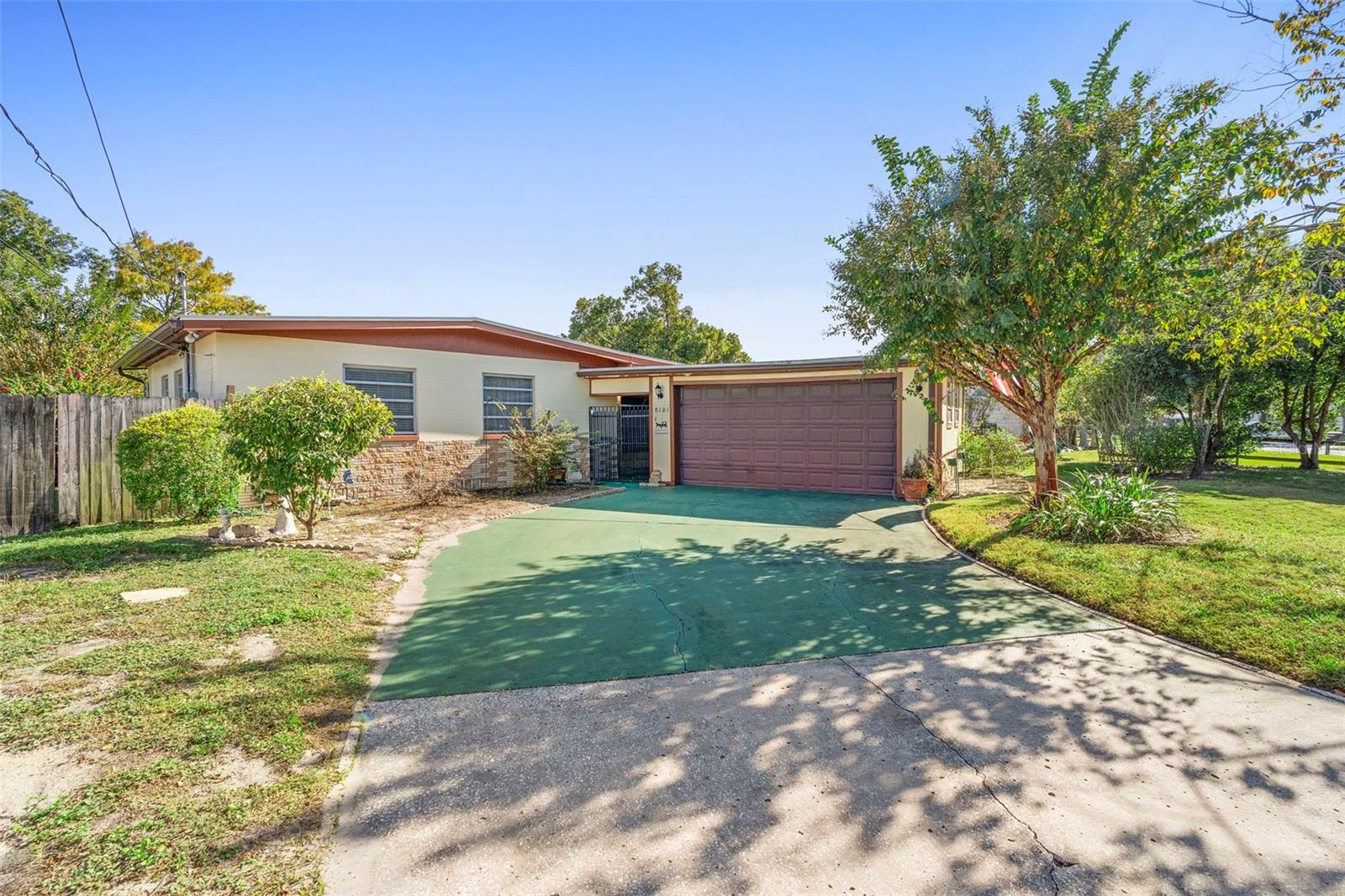 Details for 8101 Lake Eve Drive, ORLANDO, FL 32810