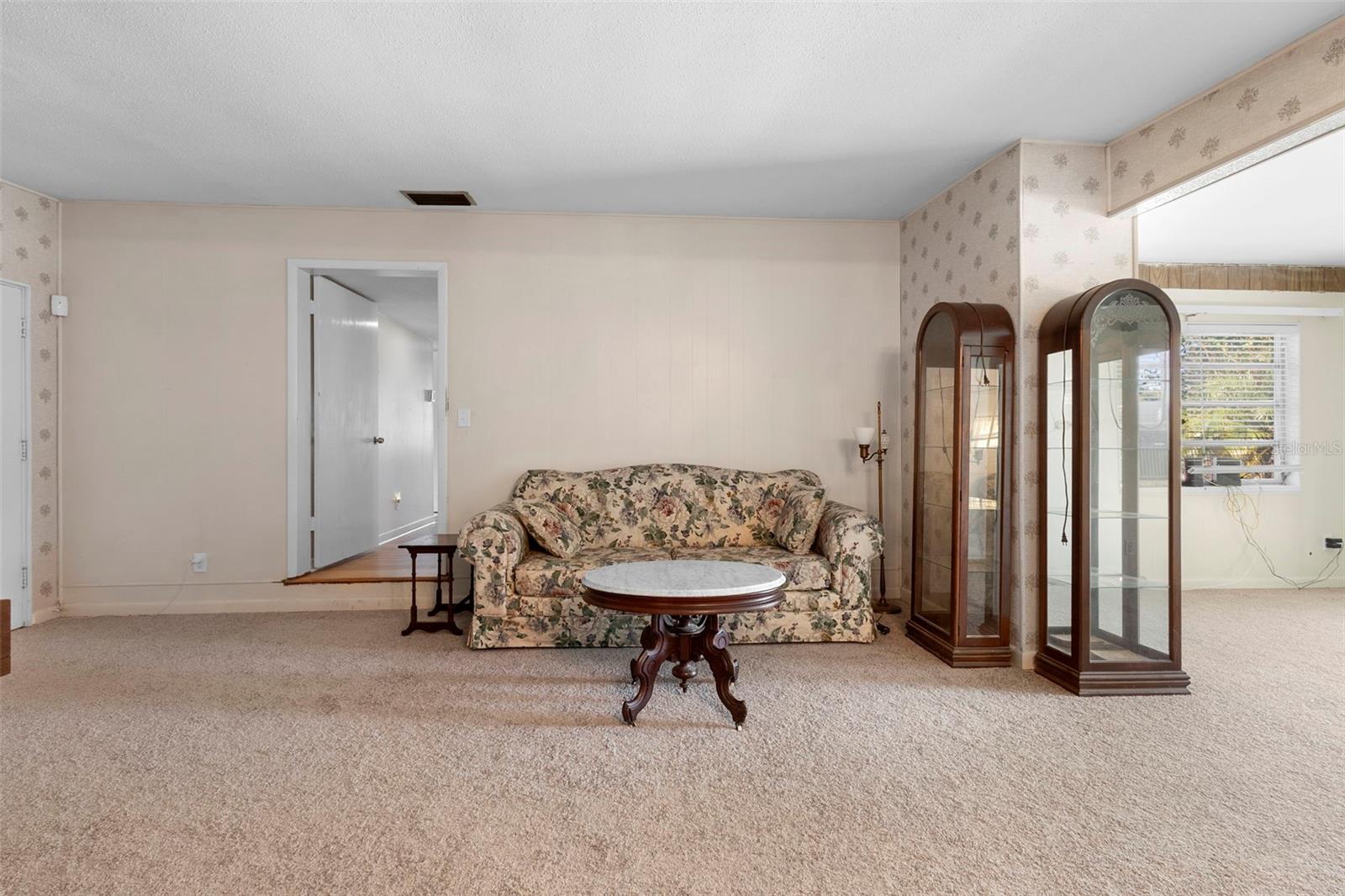 Image 14 of 45 For 8101 Lake Eve Drive