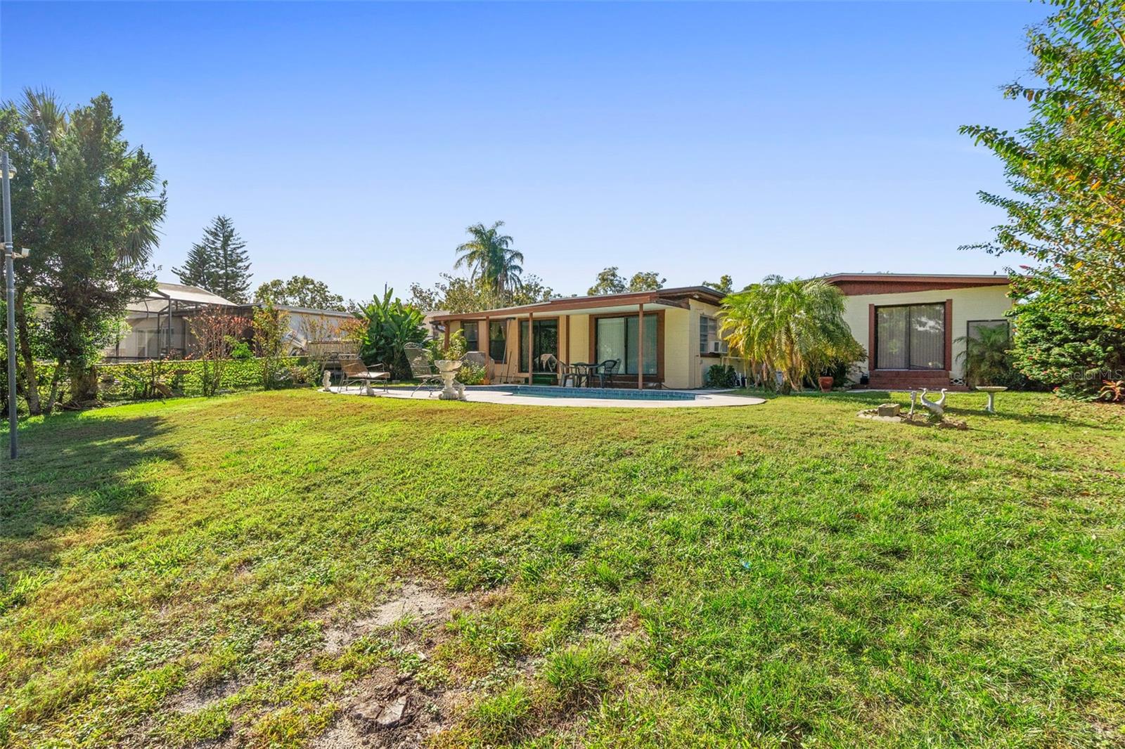 Image 37 of 45 For 8101 Lake Eve Drive