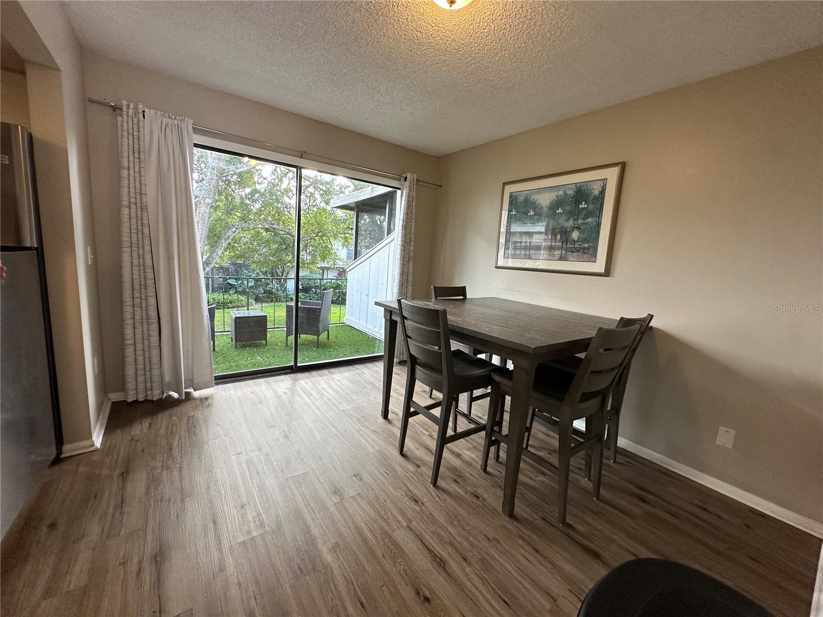 Image 10 of 20 For 6060 Village Circle Ge