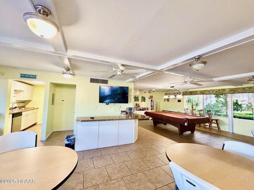 Image 16 of 28 For 2711 Halifax Avenue 382