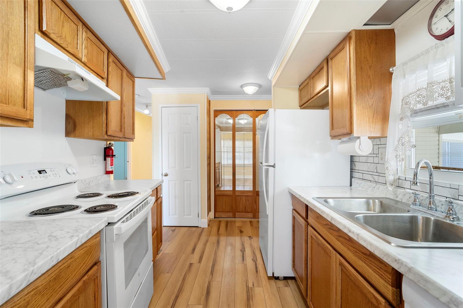 Image 3 of 31 For 105 Florence Boulevard