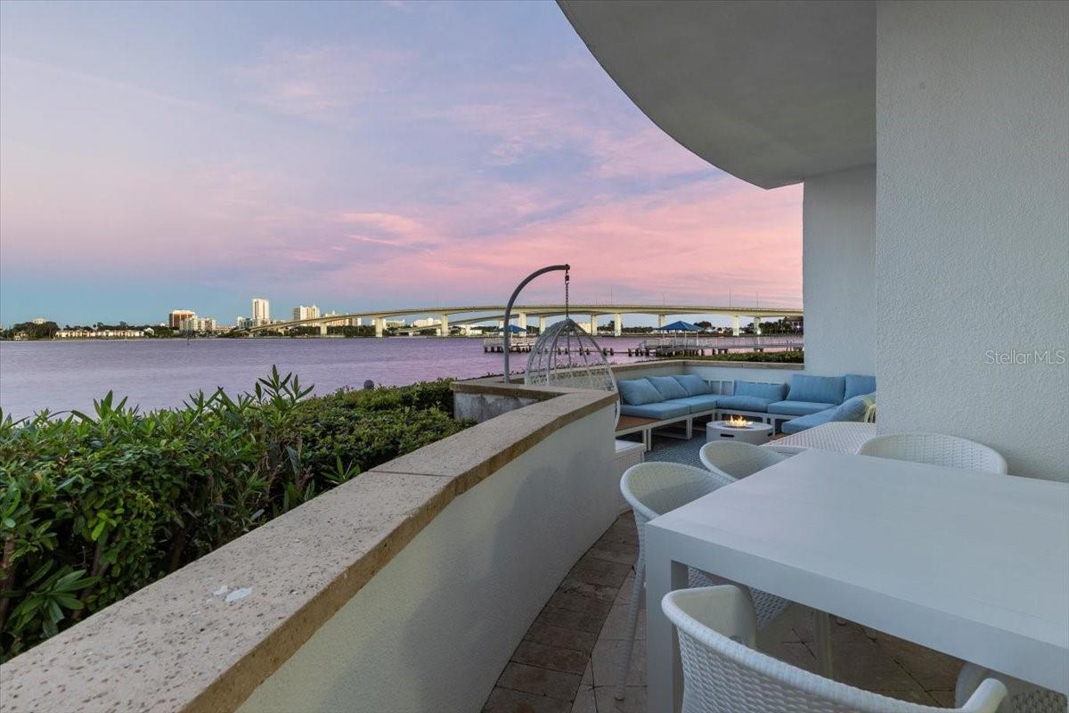 Image 13 of 88 For 231 Riverside Drive 102