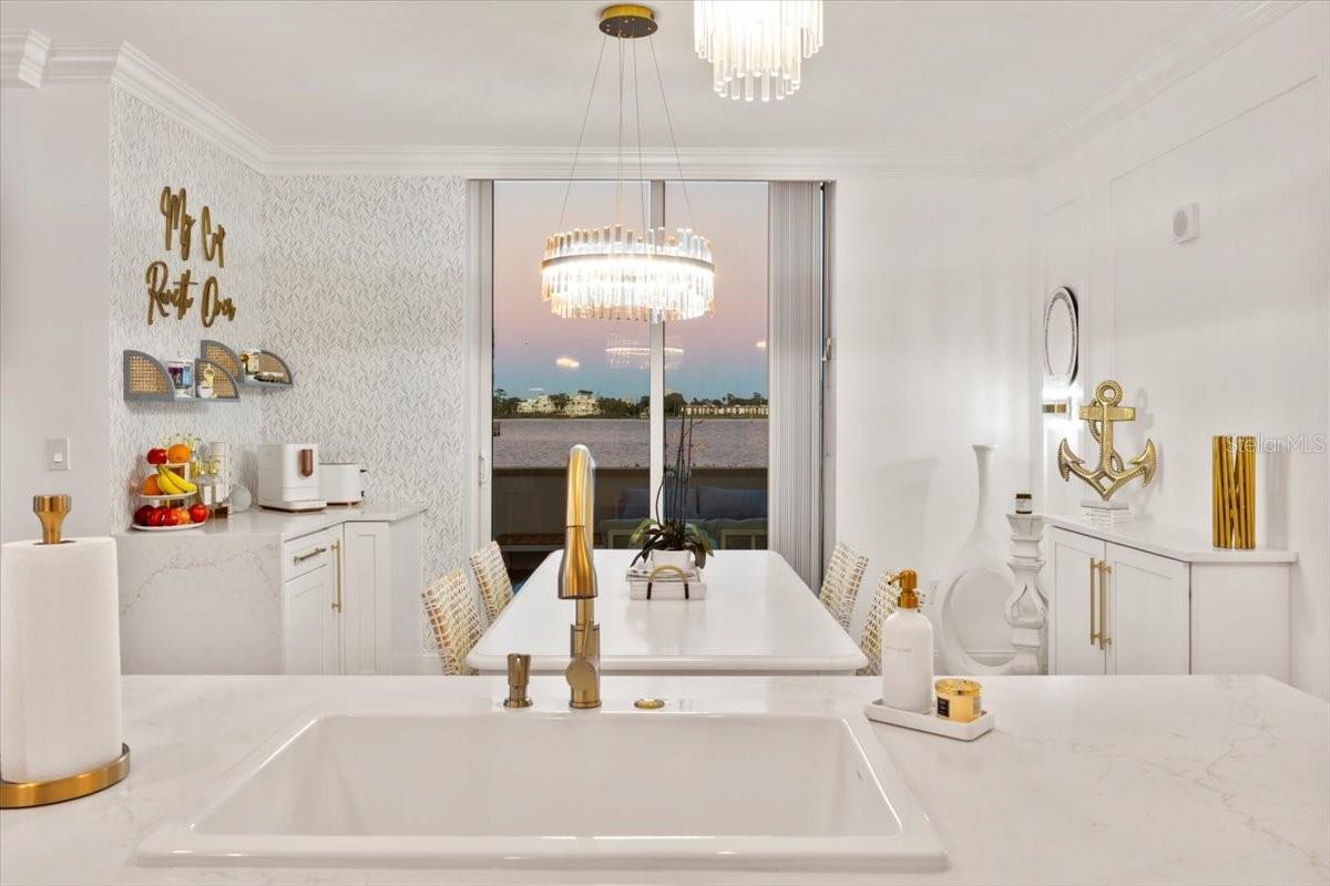 Image 32 of 88 For 231 Riverside Drive 102