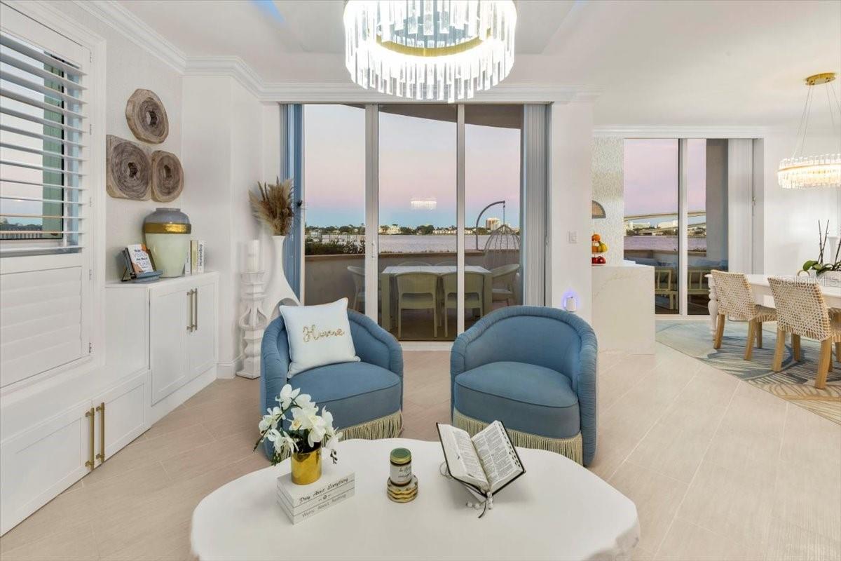 Image 6 of 88 For 231 Riverside Drive 102