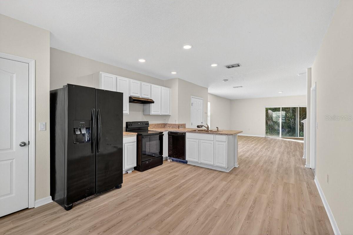 Image 10 of 36 For 1624 Primo Court