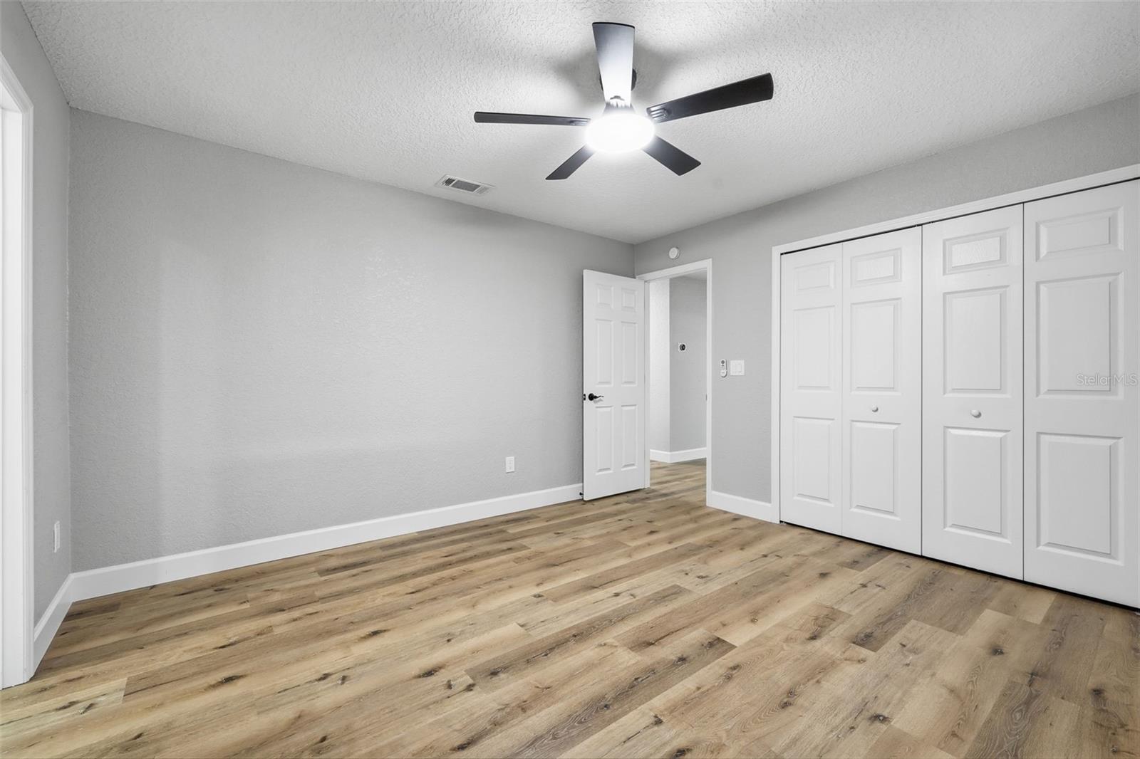 Image 11 of 22 For 1113 Cass Street