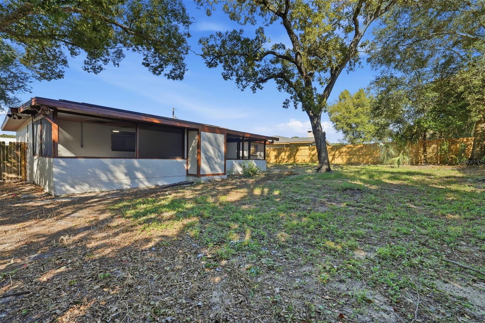 Image 21 of 22 For 1113 Cass Street