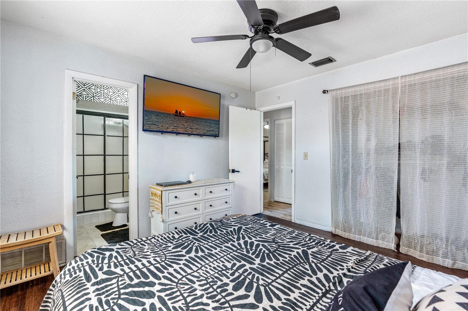 Image 16 of 34 For 1364 Beacon Drive