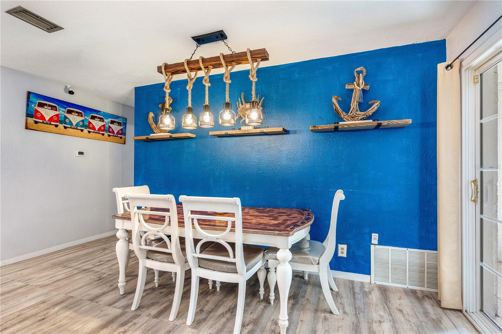 Image 5 of 34 For 1364 Beacon Drive