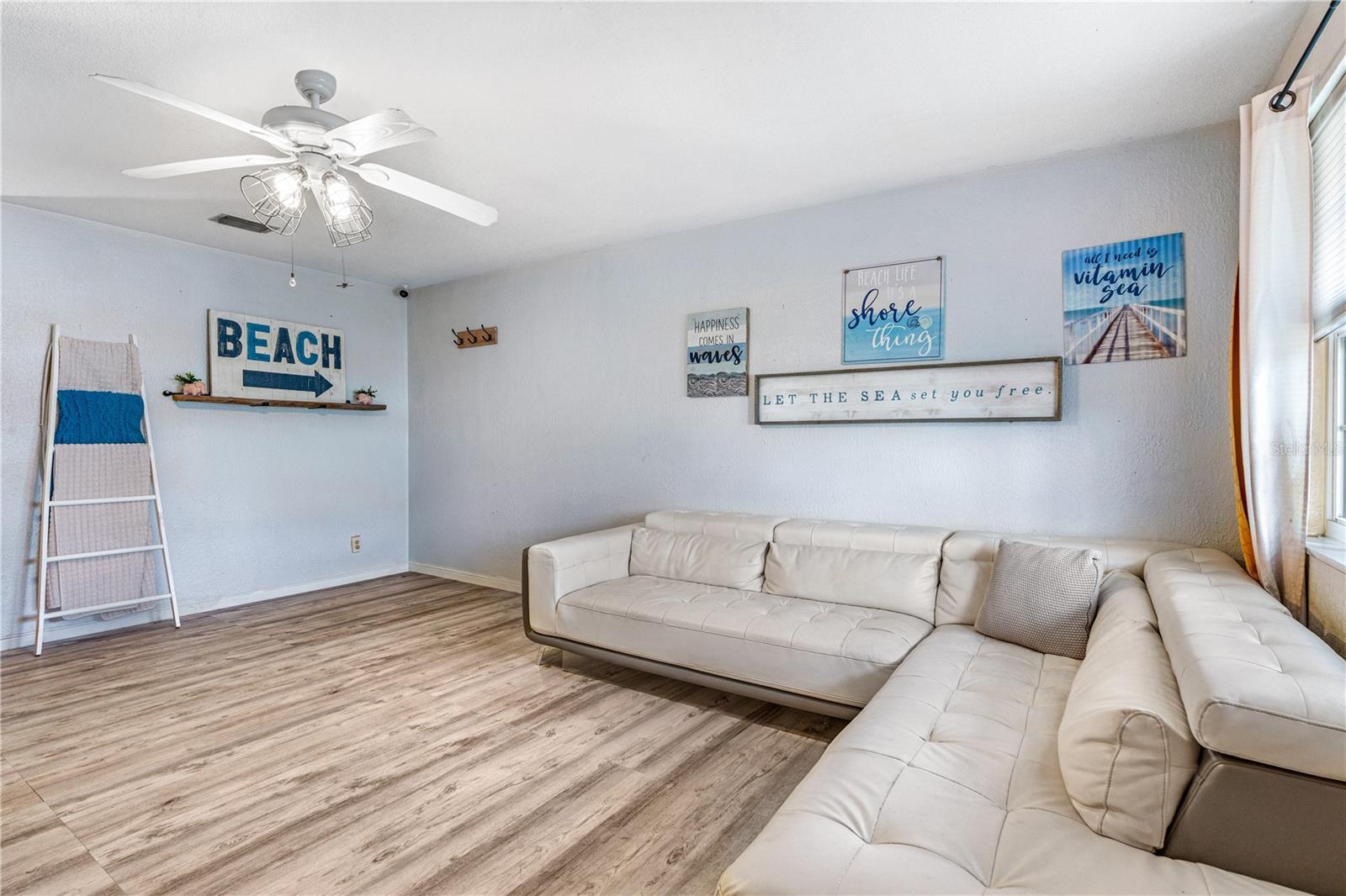 Image 6 of 34 For 1364 Beacon Drive