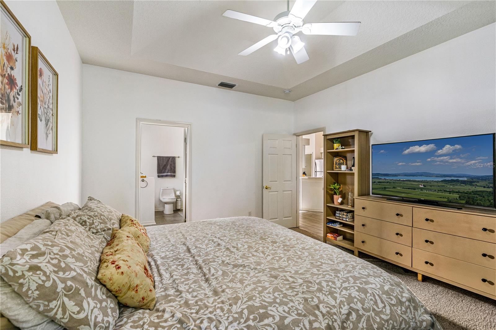 Image 15 of 37 For 5416 Frederick Lake Drive