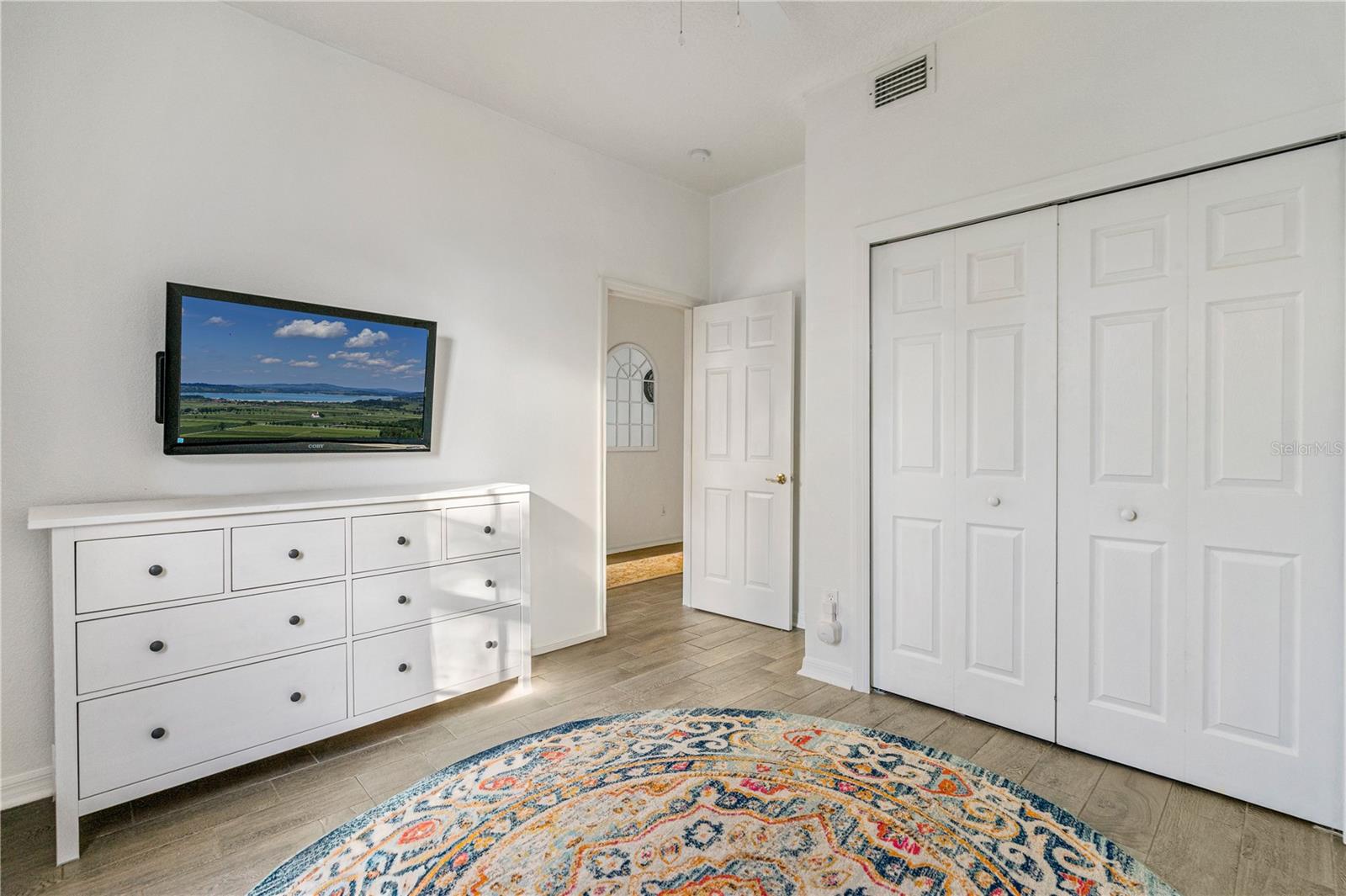 Image 24 of 37 For 5416 Frederick Lake Drive