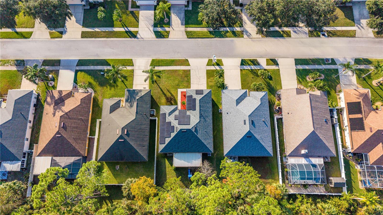 Image 29 of 37 For 5416 Frederick Lake Drive