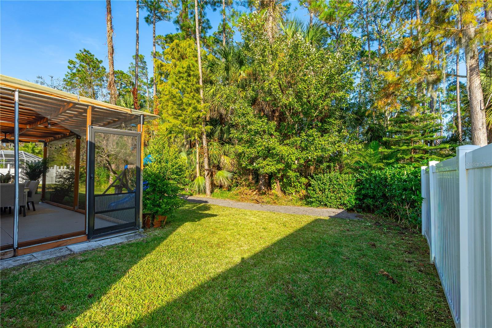 Image 32 of 37 For 5416 Frederick Lake Drive