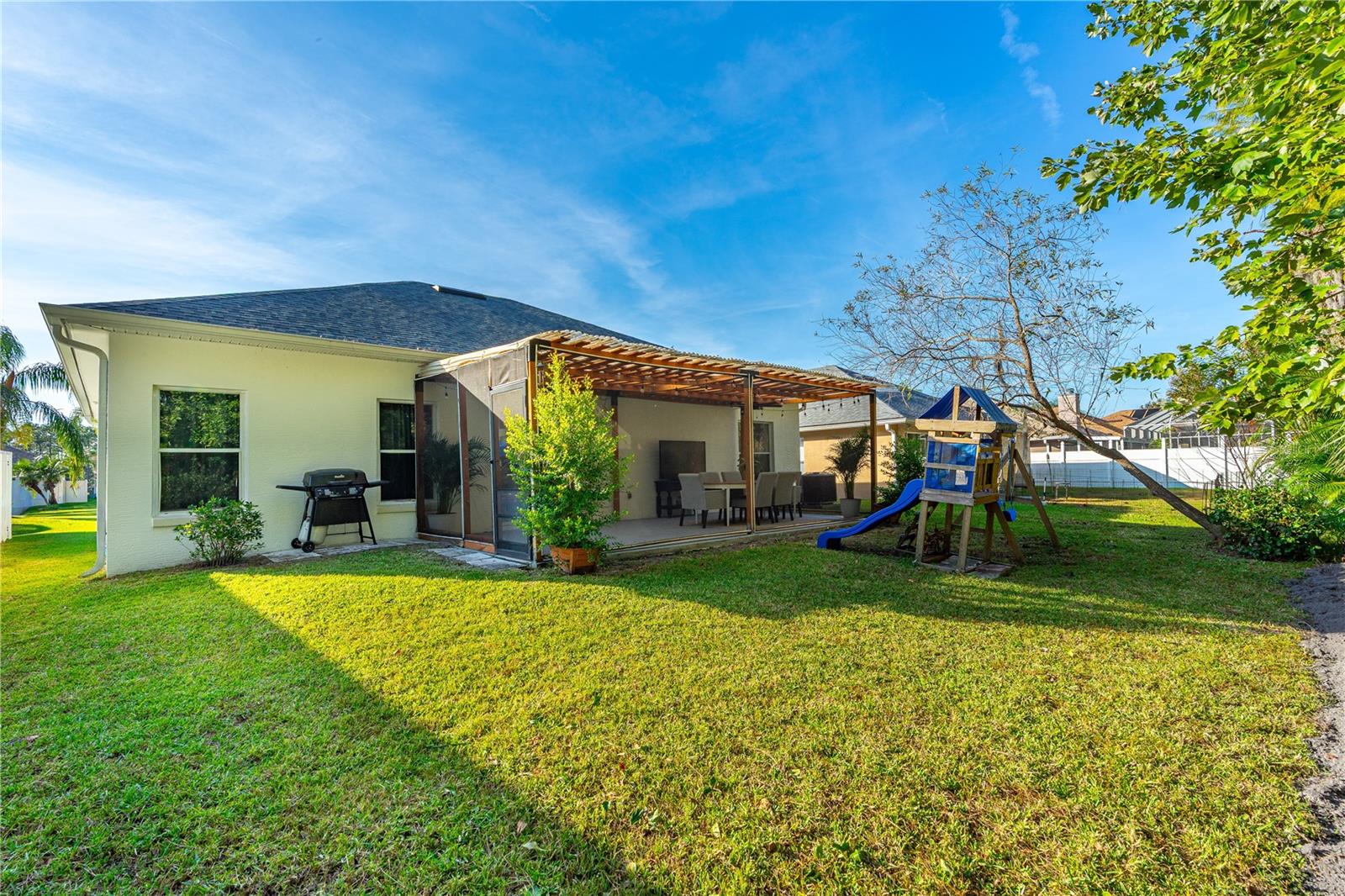 Image 33 of 37 For 5416 Frederick Lake Drive