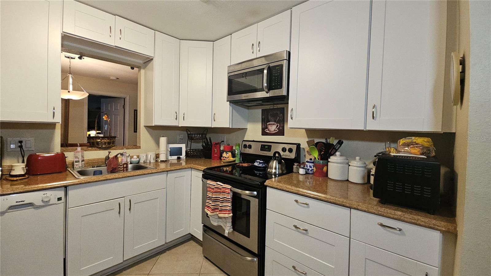 Image 5 of 14 For 1099 Kingswood Way