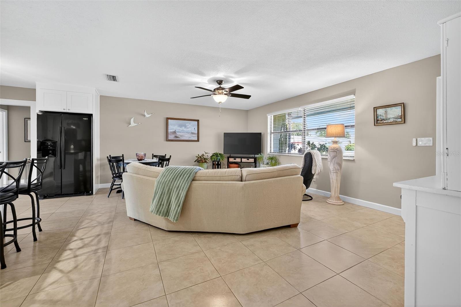 Image 19 of 49 For 2324 Green Street